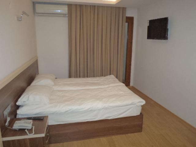 Merkez Otel Измир Экстерьер фото