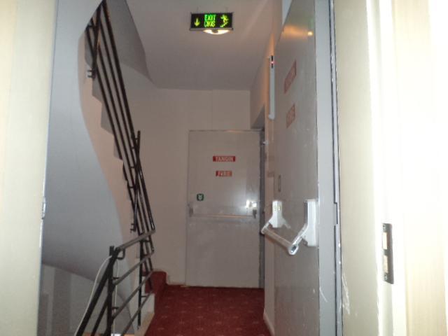 Merkez Otel Измир Экстерьер фото