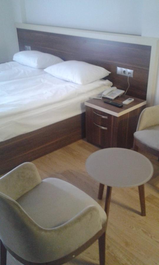 Merkez Otel Измир Экстерьер фото